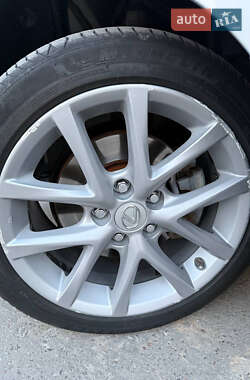 Седан Lexus IS 2010 в 