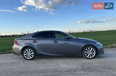 Седан Lexus IS 2014 в 
