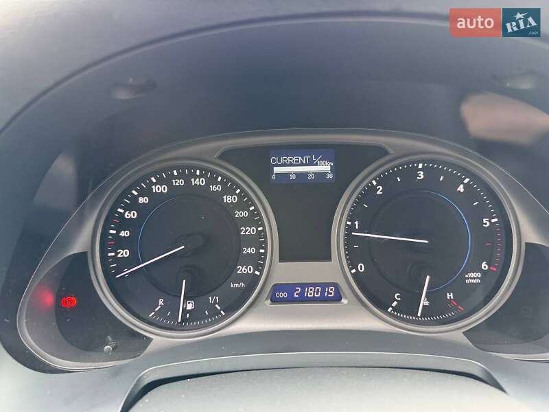 Седан Lexus IS 2007 в 