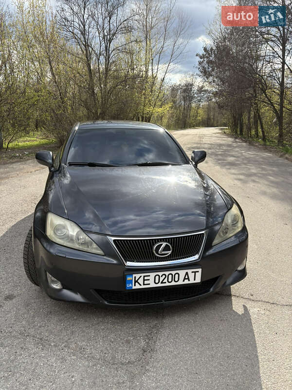 Lexus IS 2006