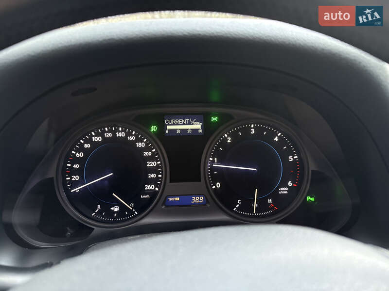 Седан Lexus IS 2006 в Днепре