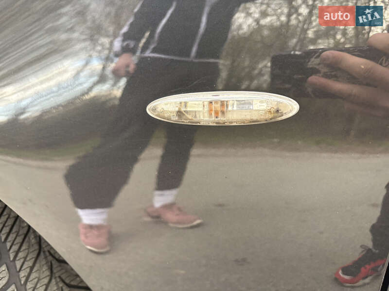 Седан Lexus IS 2006 в Днепре