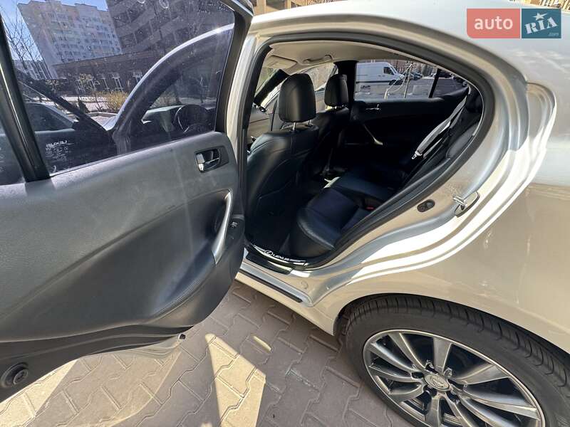 Седан Lexus IS 2007 в Києві