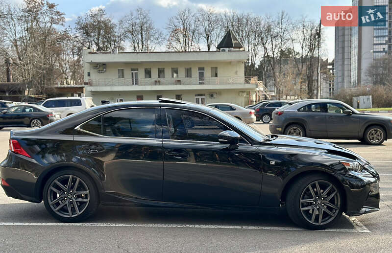Седан Lexus IS 2014 в Харькове