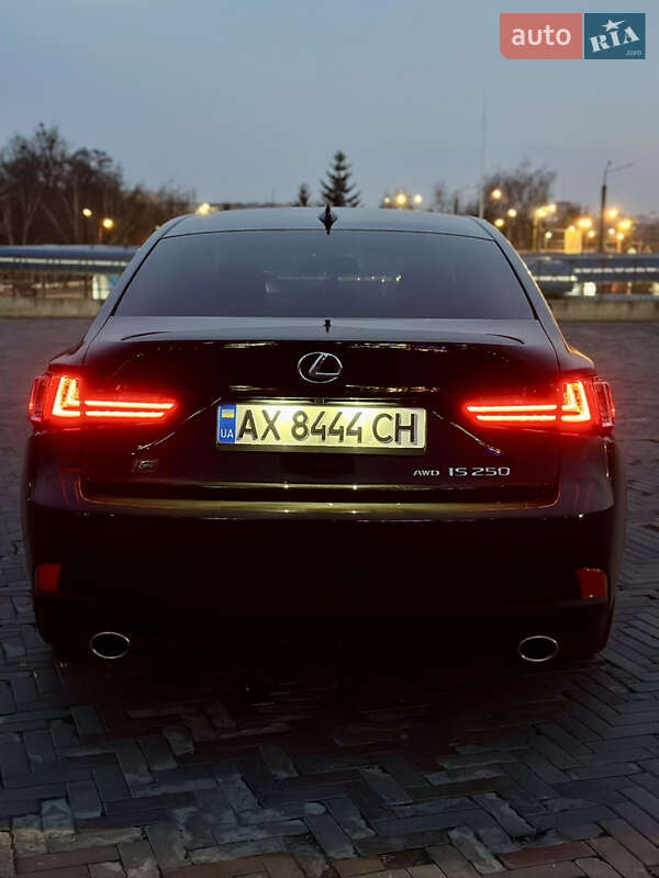 Седан Lexus IS 2014 в Харькове