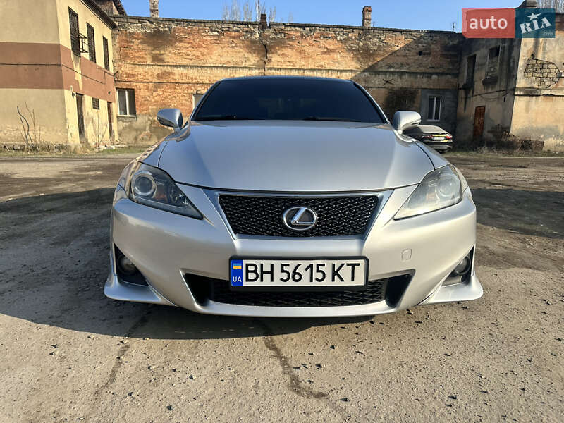 Седан Lexus IS 2012 в Одесі