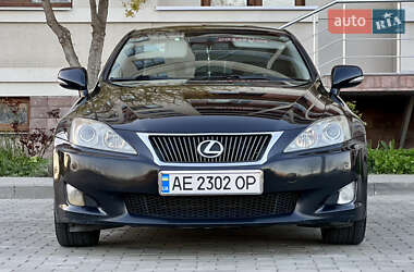 Седан Lexus IS 2009 в 
