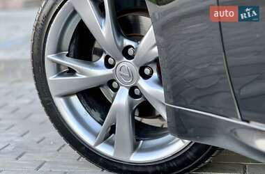 Седан Lexus IS 2009 в 