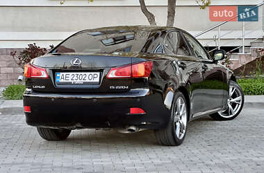 Седан Lexus IS 2009 в 