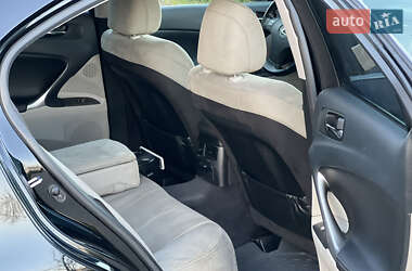 Седан Lexus IS 2009 в 