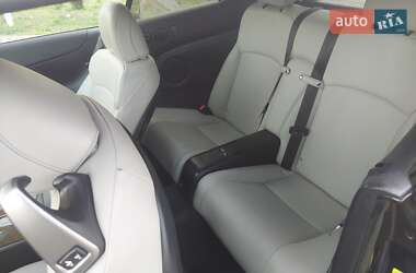 Кабріолет Lexus IS 2011 в 