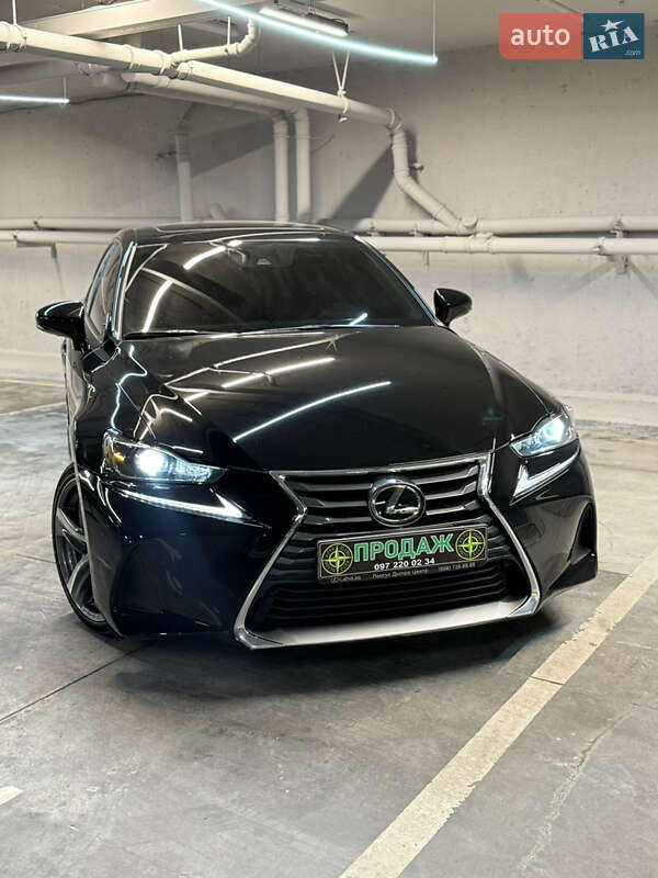 Седан Lexus IS 2016 в Днепре