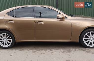 Седан Lexus IS 2009 в 