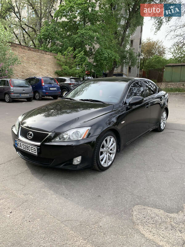 Lexus IS 2008