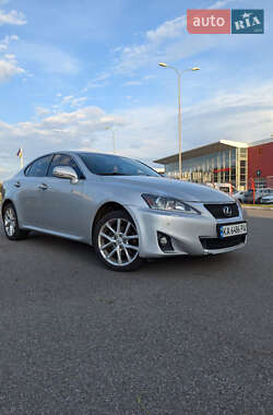 Седан Lexus IS 2011 в 
