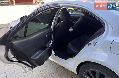 Седан Lexus IS 2013 в 