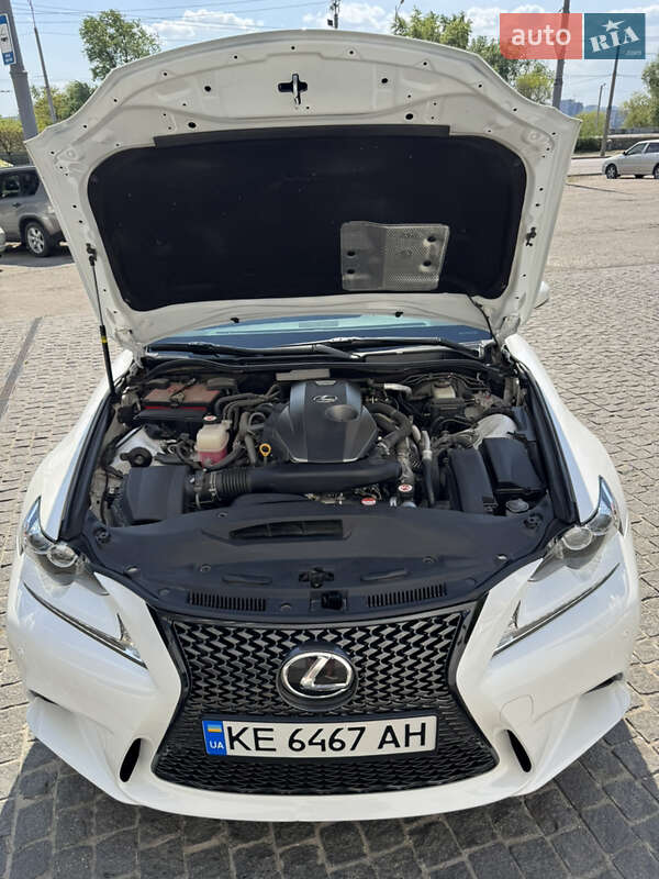 Седан Lexus IS 2016 в Дніпрі