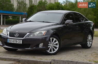 Седан Lexus IS 2010 в 