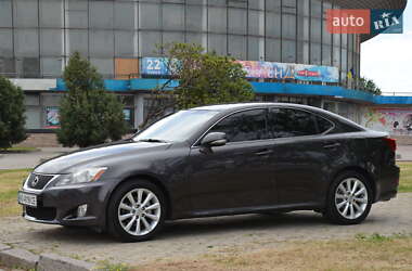 Седан Lexus IS 2010 в 