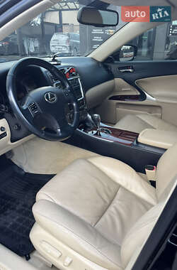 Седан Lexus IS 2006 в 