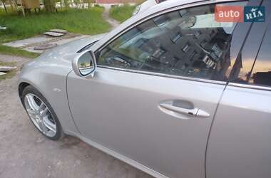 Седан Lexus IS 2005 в 