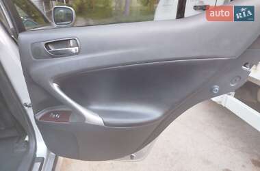 Седан Lexus IS 2005 в 