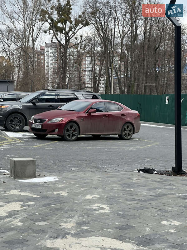Седан Lexus IS 2007 в Ивано-Франковске