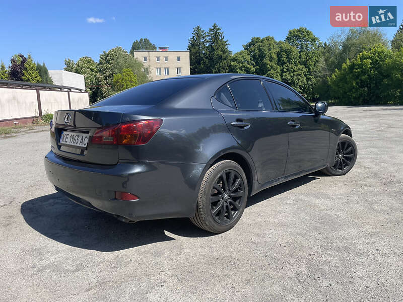 Седан Lexus IS 2005 в Днепре