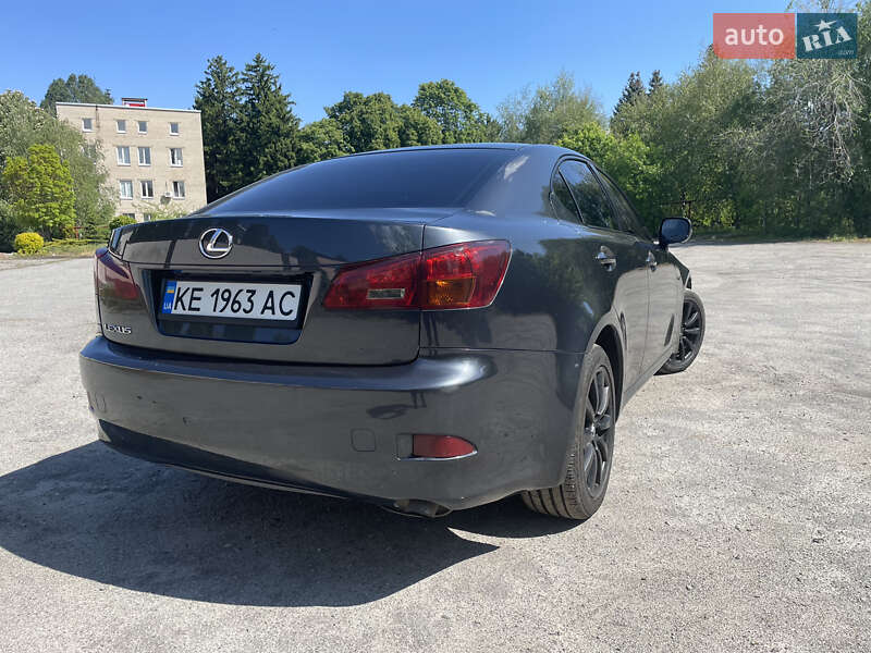 Седан Lexus IS 2005 в Днепре