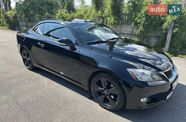 Кабриолет Lexus IS 2010 в 