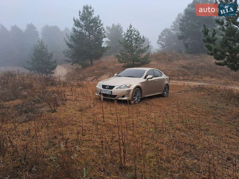 Седан Lexus IS 2006 в Дніпрі