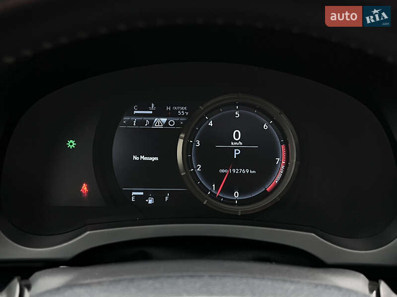 Седан Lexus IS 2014 в Киеве