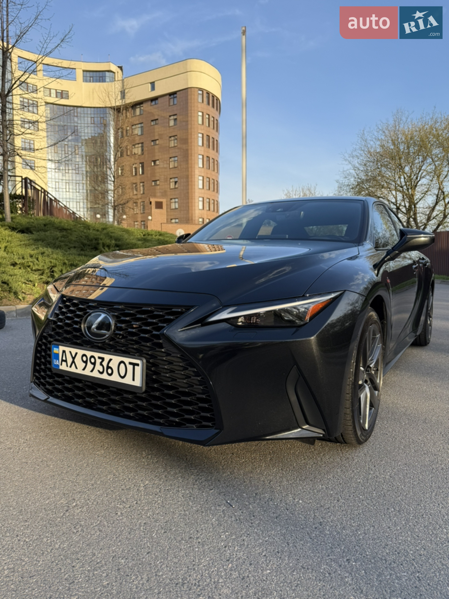 2021 Lexus IS - мініатюра 2