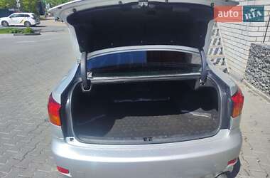 Седан Lexus IS 2006 в 
