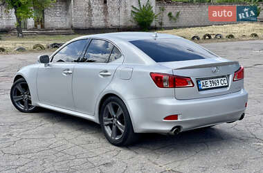 Седан Lexus IS 2011 в 