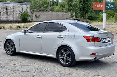Седан Lexus IS 2011 в 