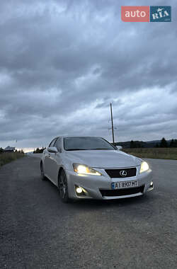 Седан Lexus IS 2010 в 