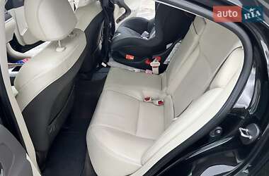 Седан Lexus IS 2011 в Хмельницком
