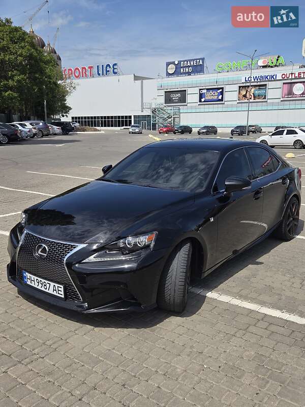 Седан Lexus IS 2013 в Киеве фото 3 Седан Lexus IS 2013 в Киеве