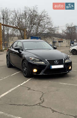 Седан Lexus IS 2014 в 
