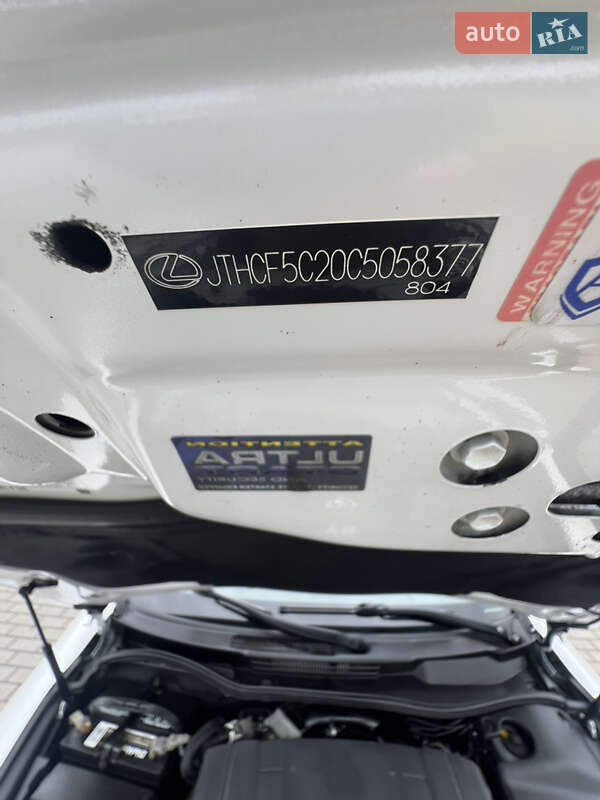 Седан Lexus IS 2012 в Дубно