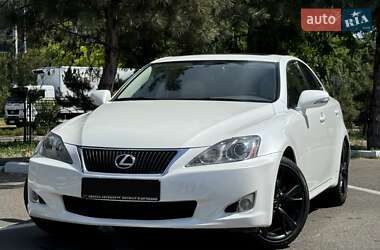 Седан Lexus IS 2010 в 