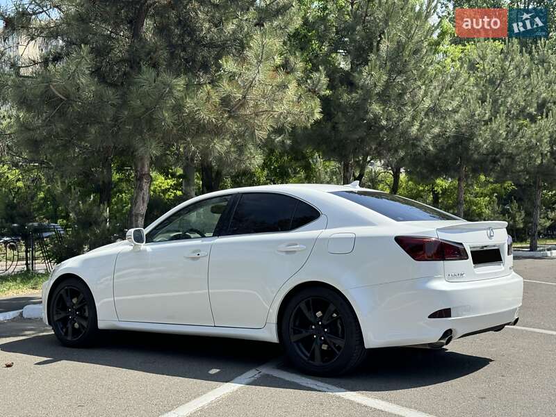 Седан Lexus IS 2010 в Одесі