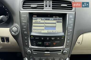 Седан Lexus IS 2010 в 