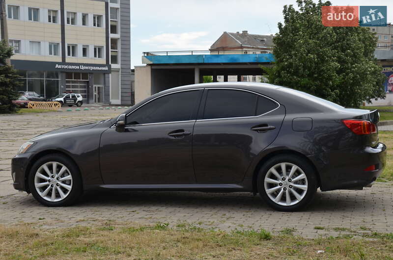 Седан Lexus IS 2010 в Харькове