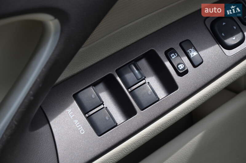 Седан Lexus IS 2010 в Харькове
