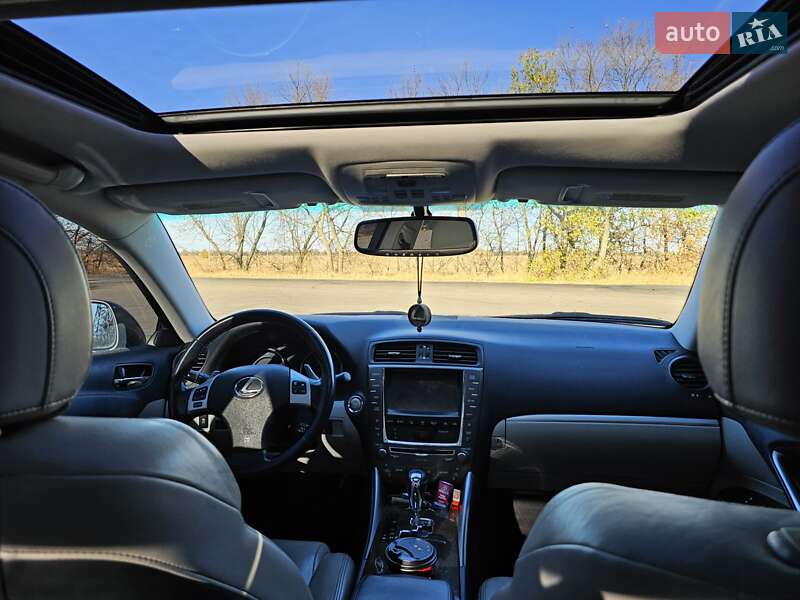 Седан Lexus IS 2012 в Одессе