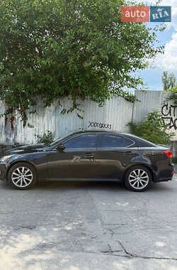 Седан Lexus IS 2006 в 