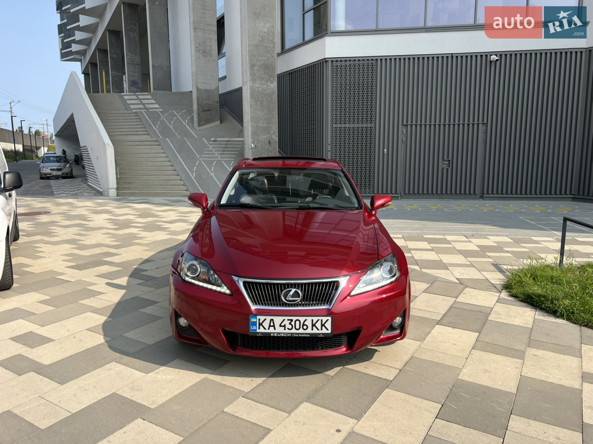 2012 Lexus IS - мініатюра 9