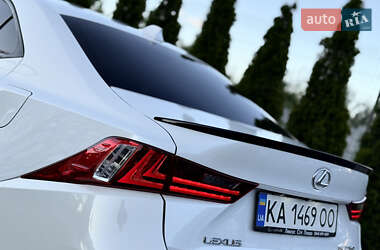 Седан Lexus IS 2013 в Киеве